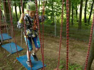 Park linowy na plaży w Człuchowie