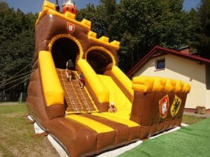 Park wodny na plaży w Człuchowie